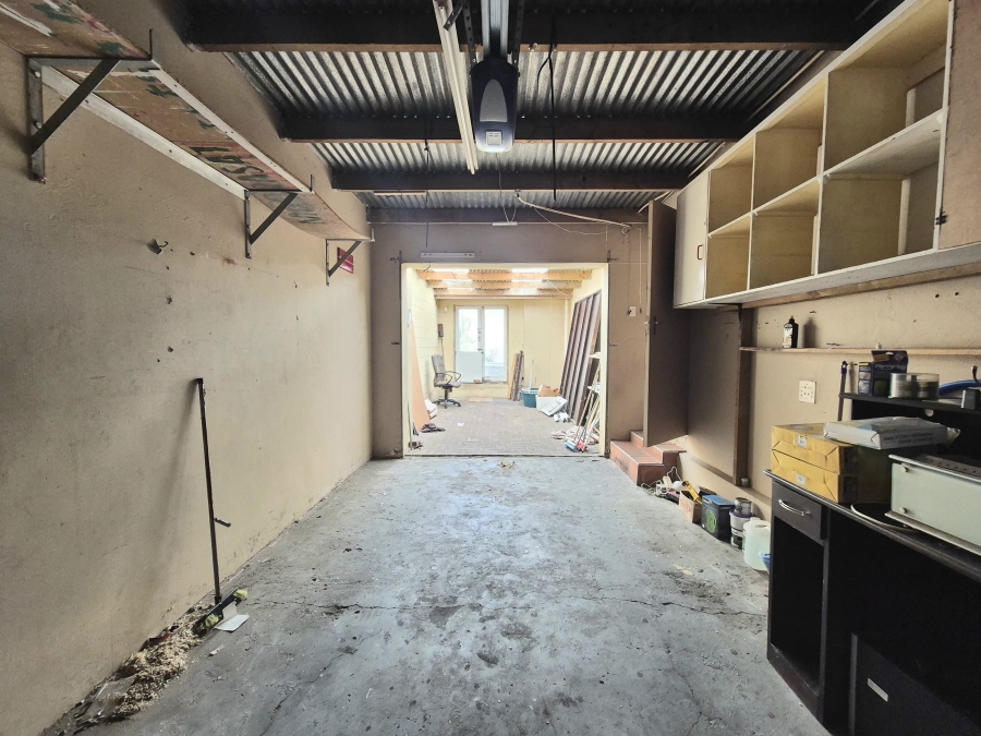 3 Bedroom Property for Sale in Wynberg Western Cape